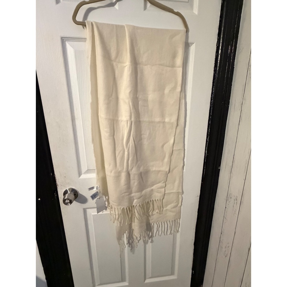 HM Cream White Solid Fringe Scarf 71x18 Rectangular Soft Winter Wrap NWT